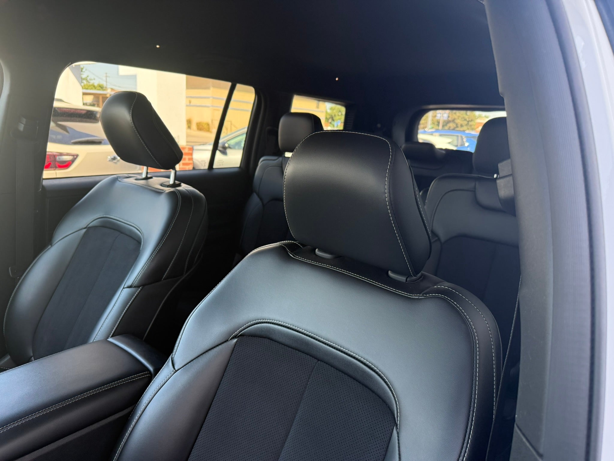 2023 Jeep Grand Cherokee L Altitude 4x4