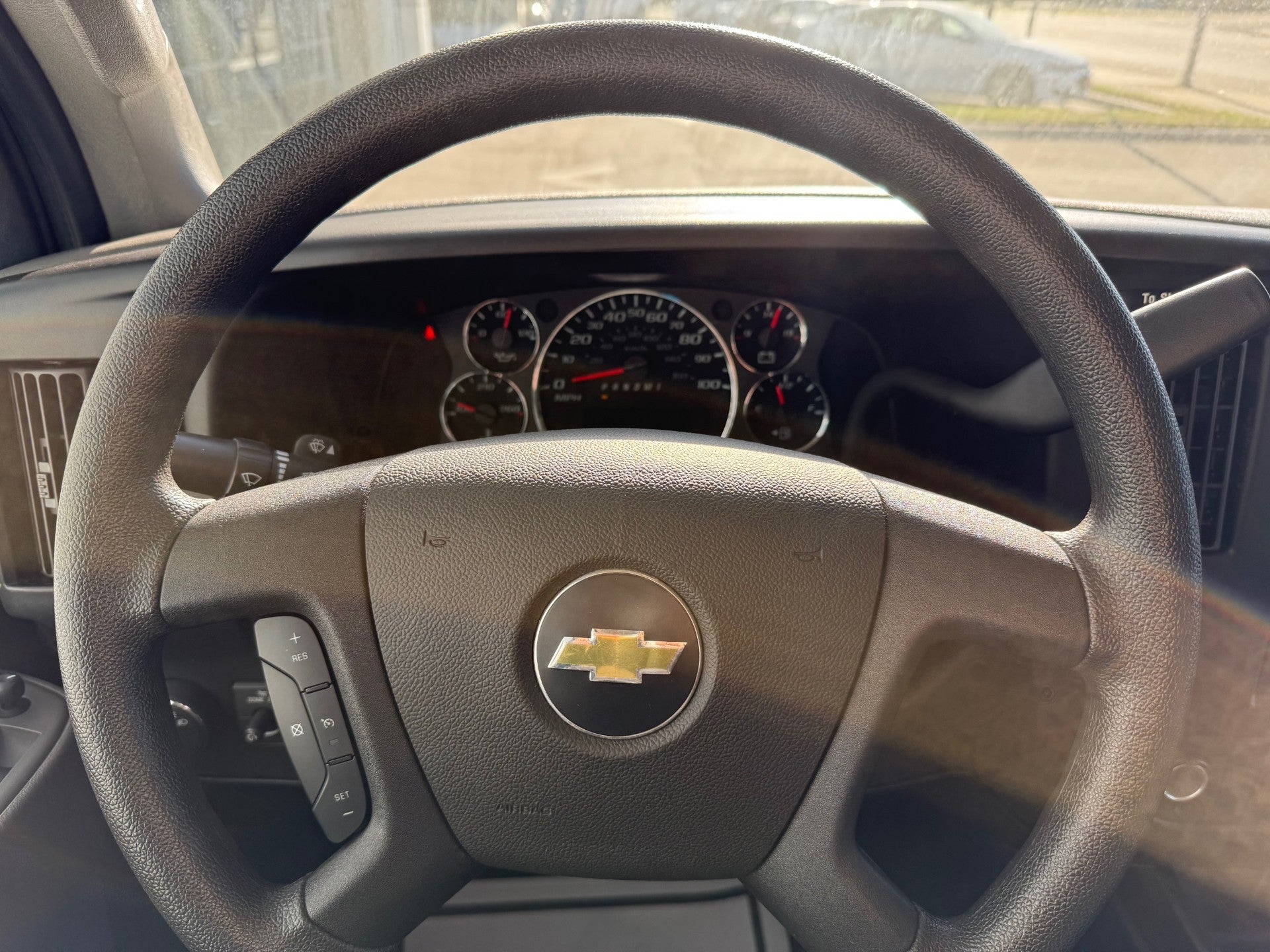 2022 Chevrolet Express Cargo 2500 WT