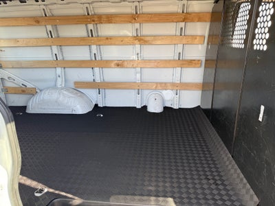 2022 Chevrolet Express Cargo 2500 WT