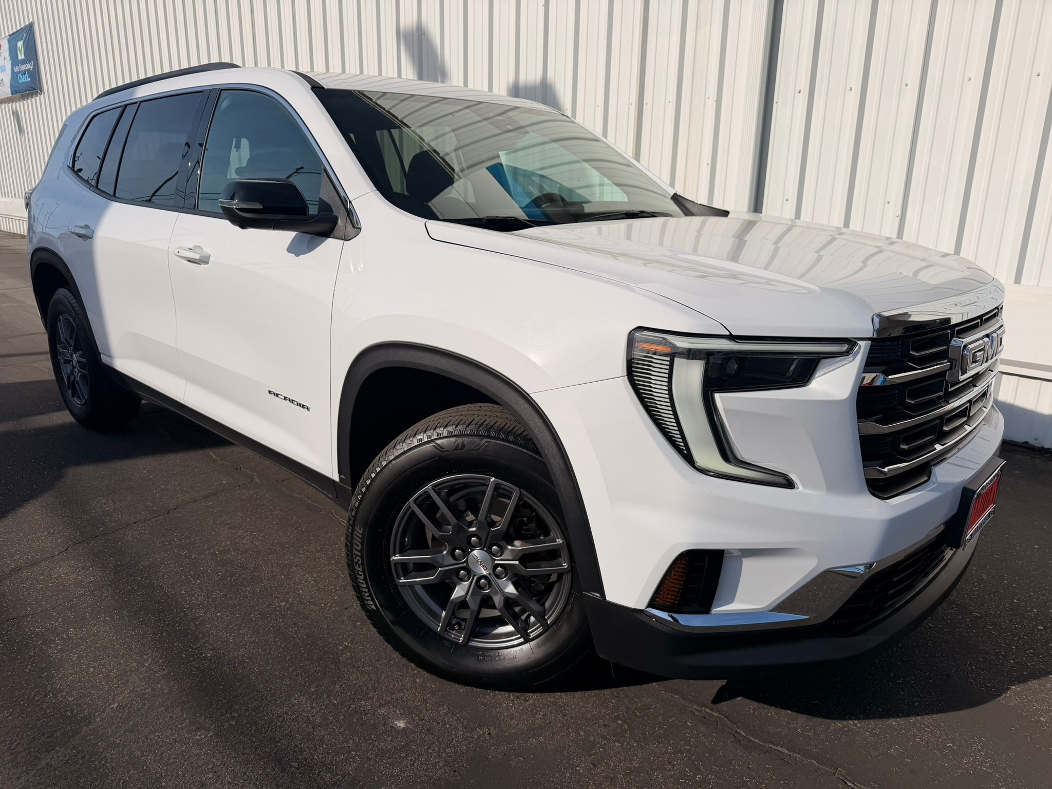 2025 GMC Acadia Elevation