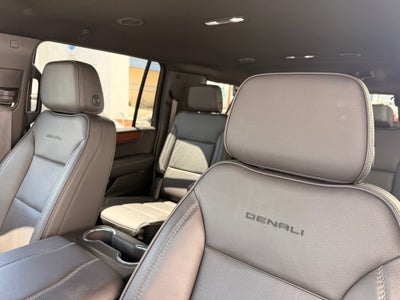 2025 GMC Yukon XL Denali