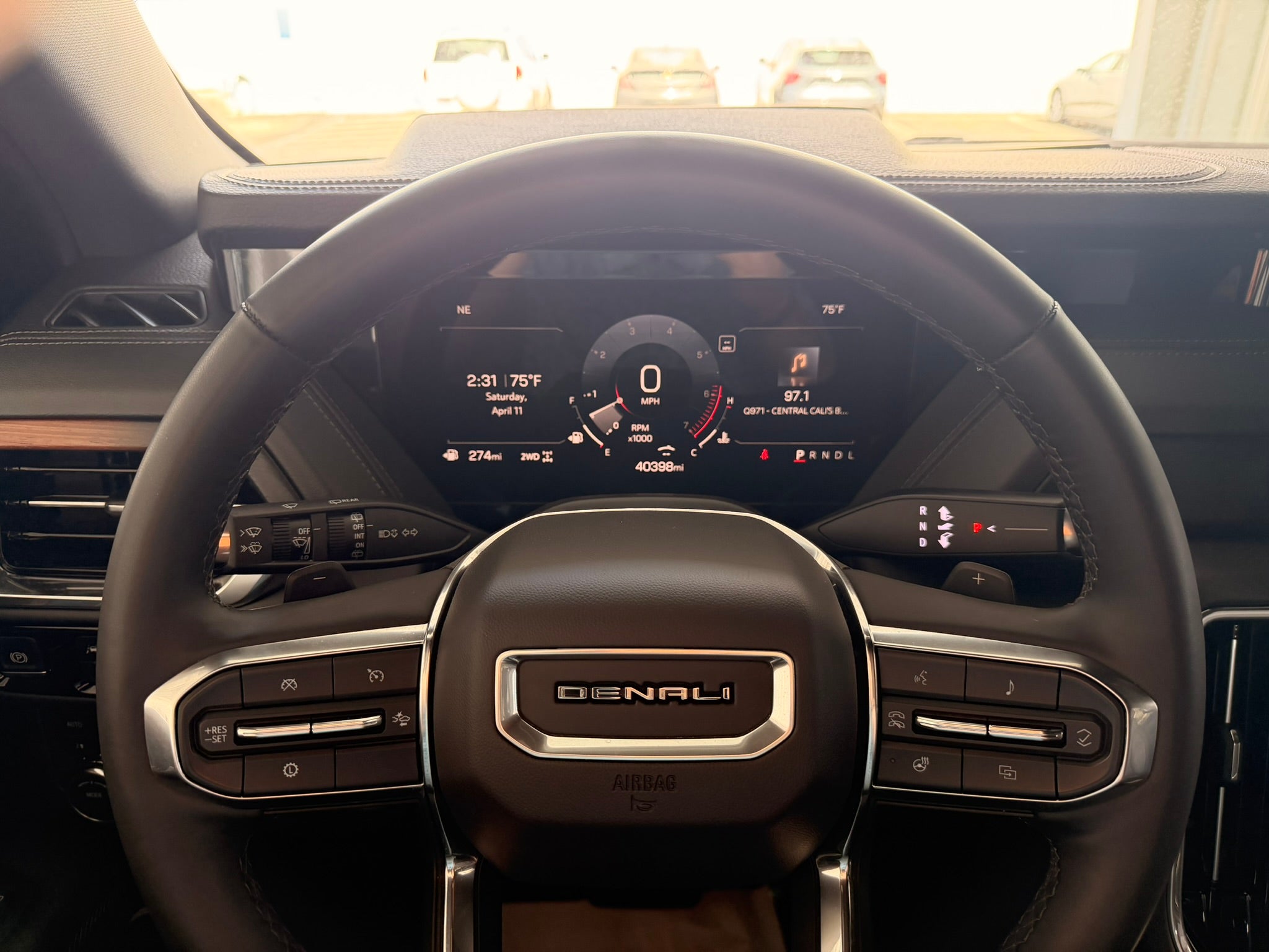 2025 GMC Yukon XL Denali
