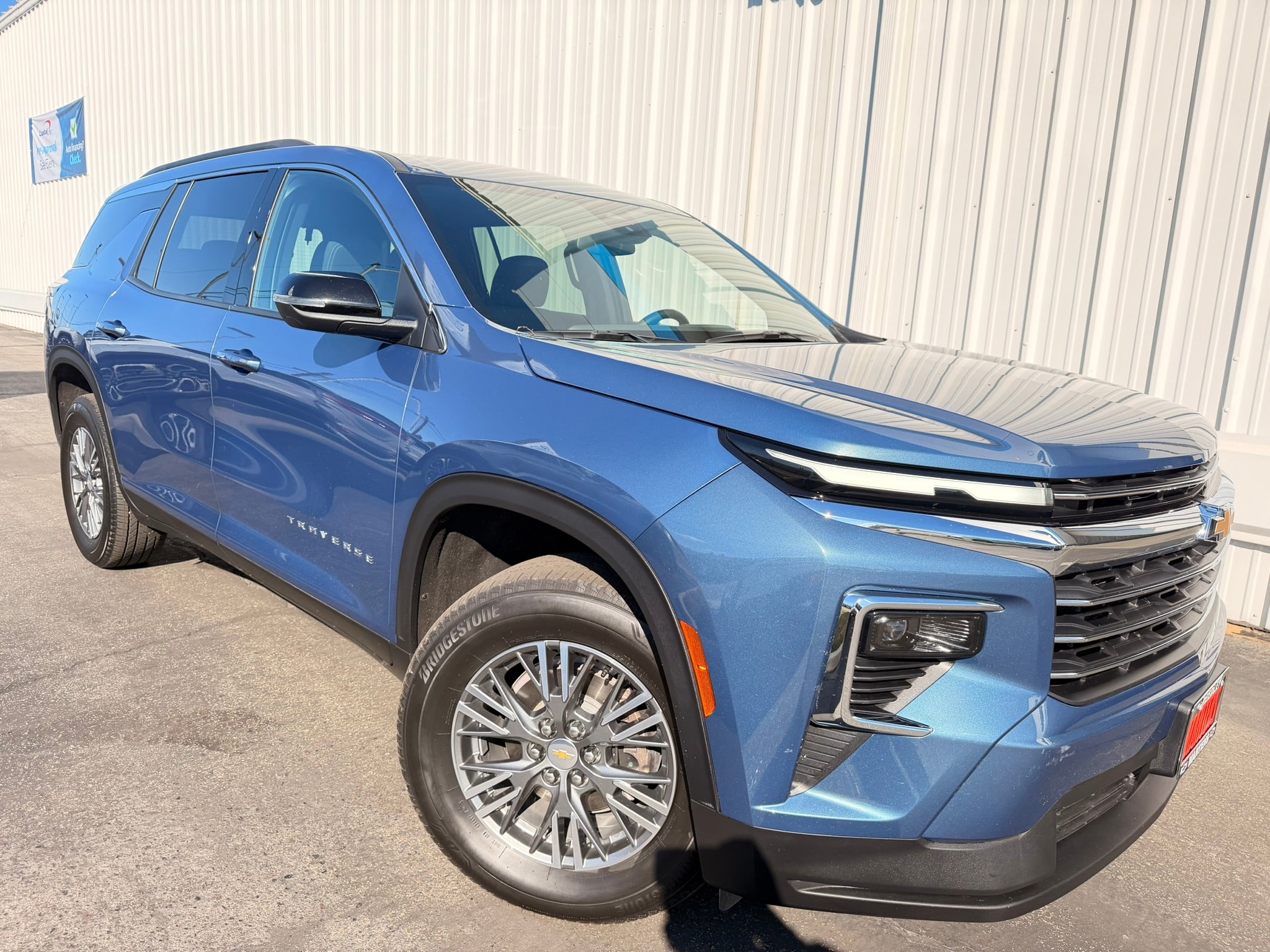 2025 Chevrolet Traverse LT