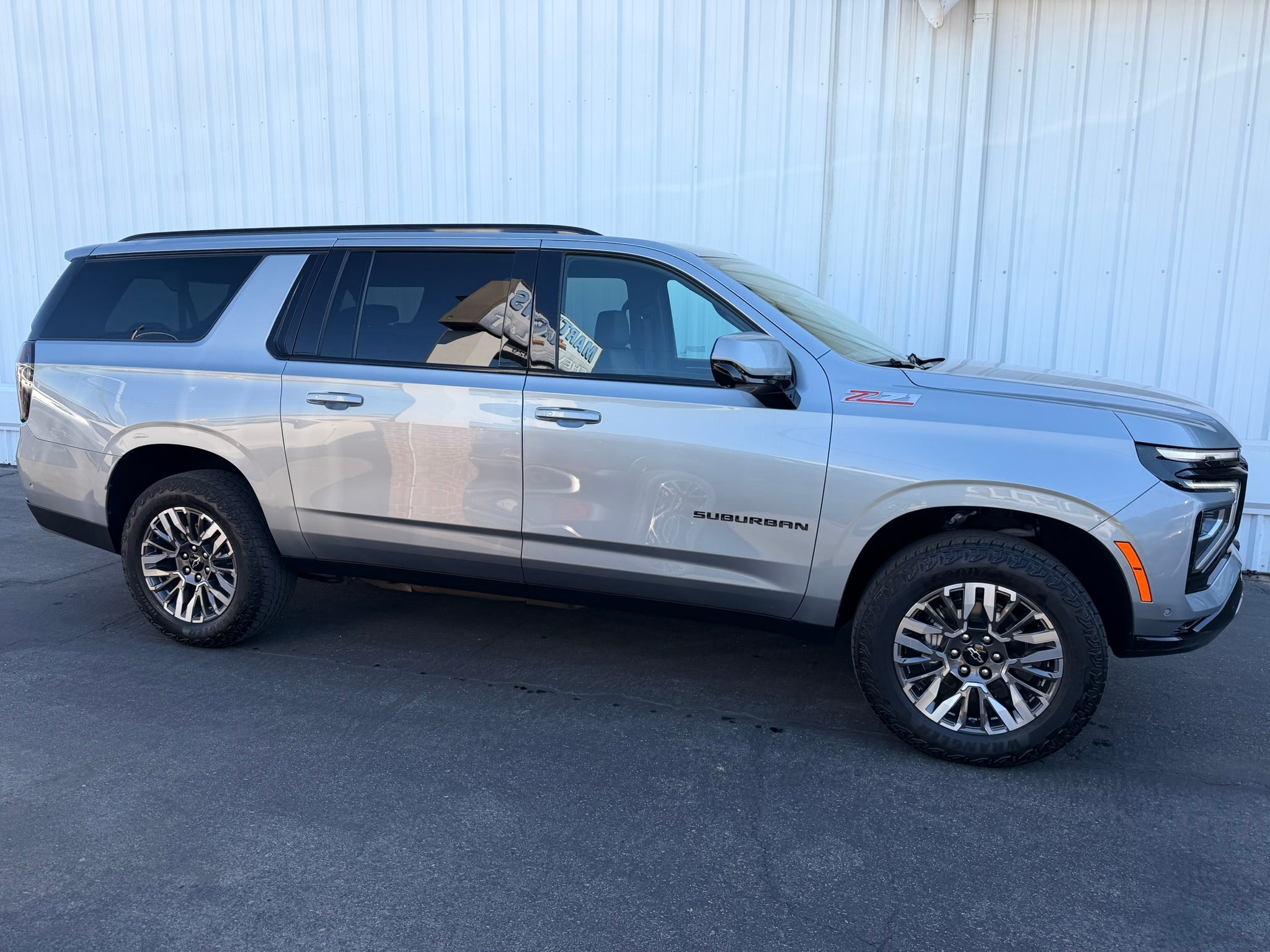 2025 Chevrolet Suburban Z71