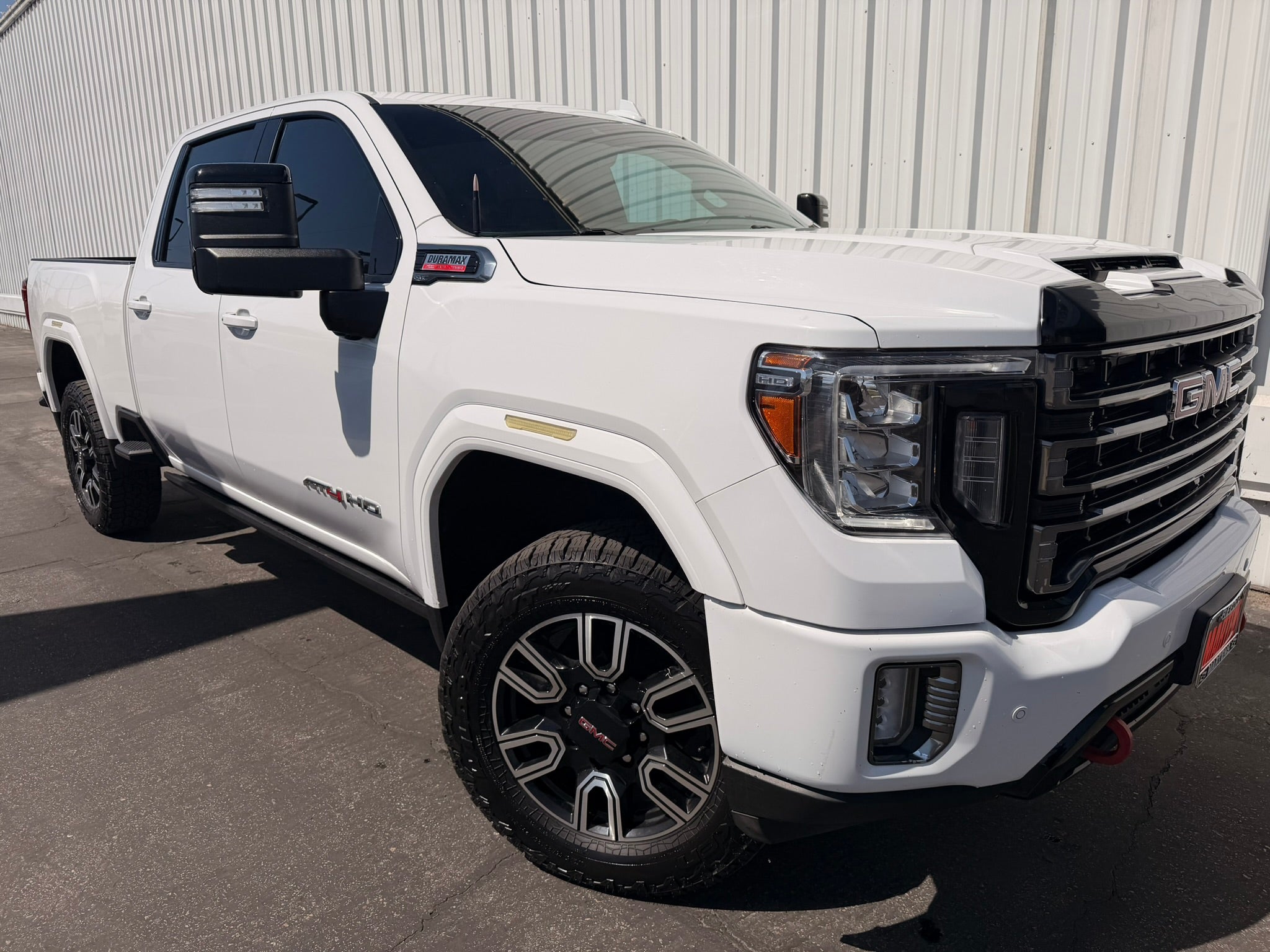 2022 GMC Sierra 4WD Crew Cab Standard Box AT4's photo