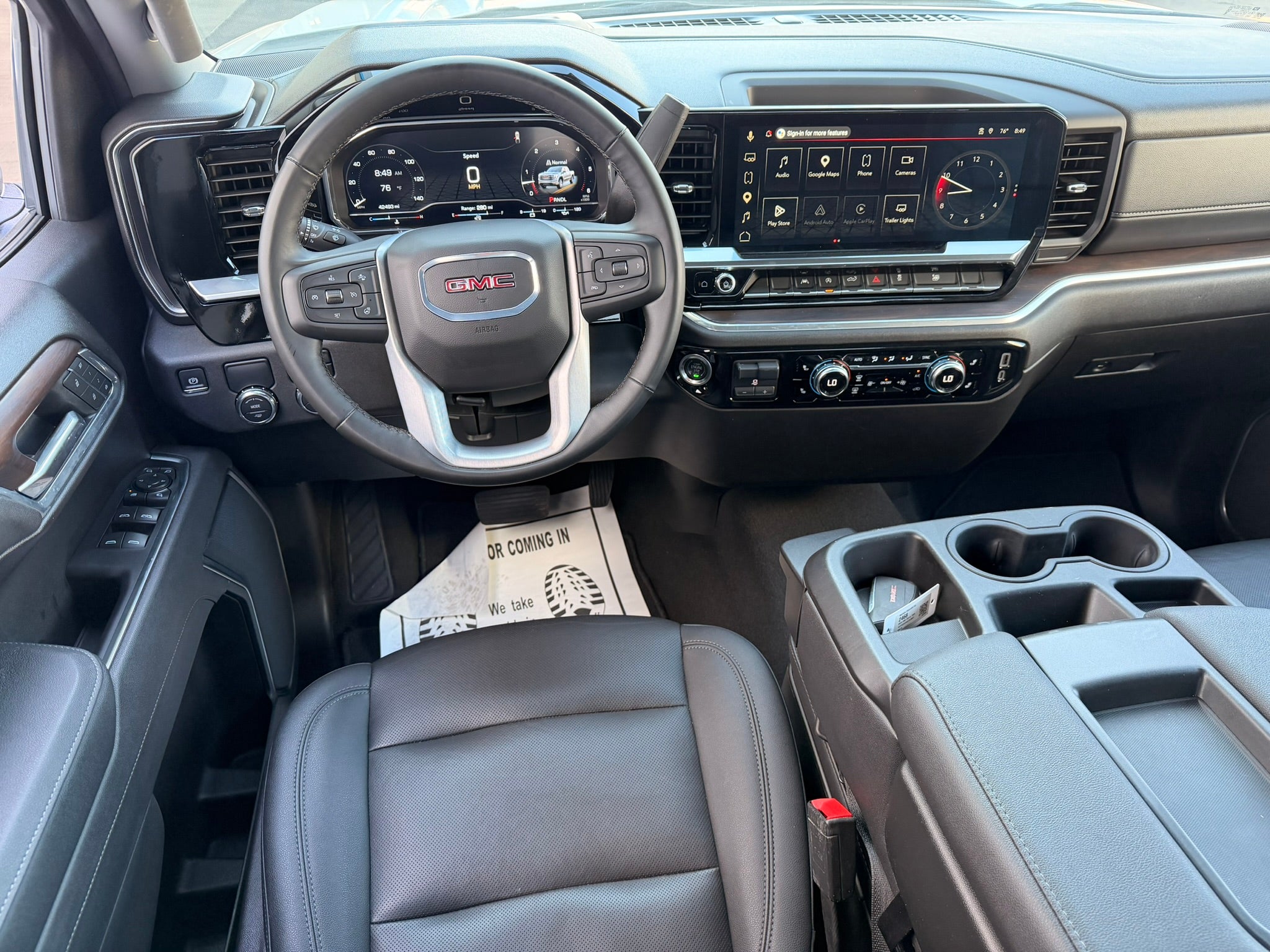 2025 GMC Sierra 1500 SLT