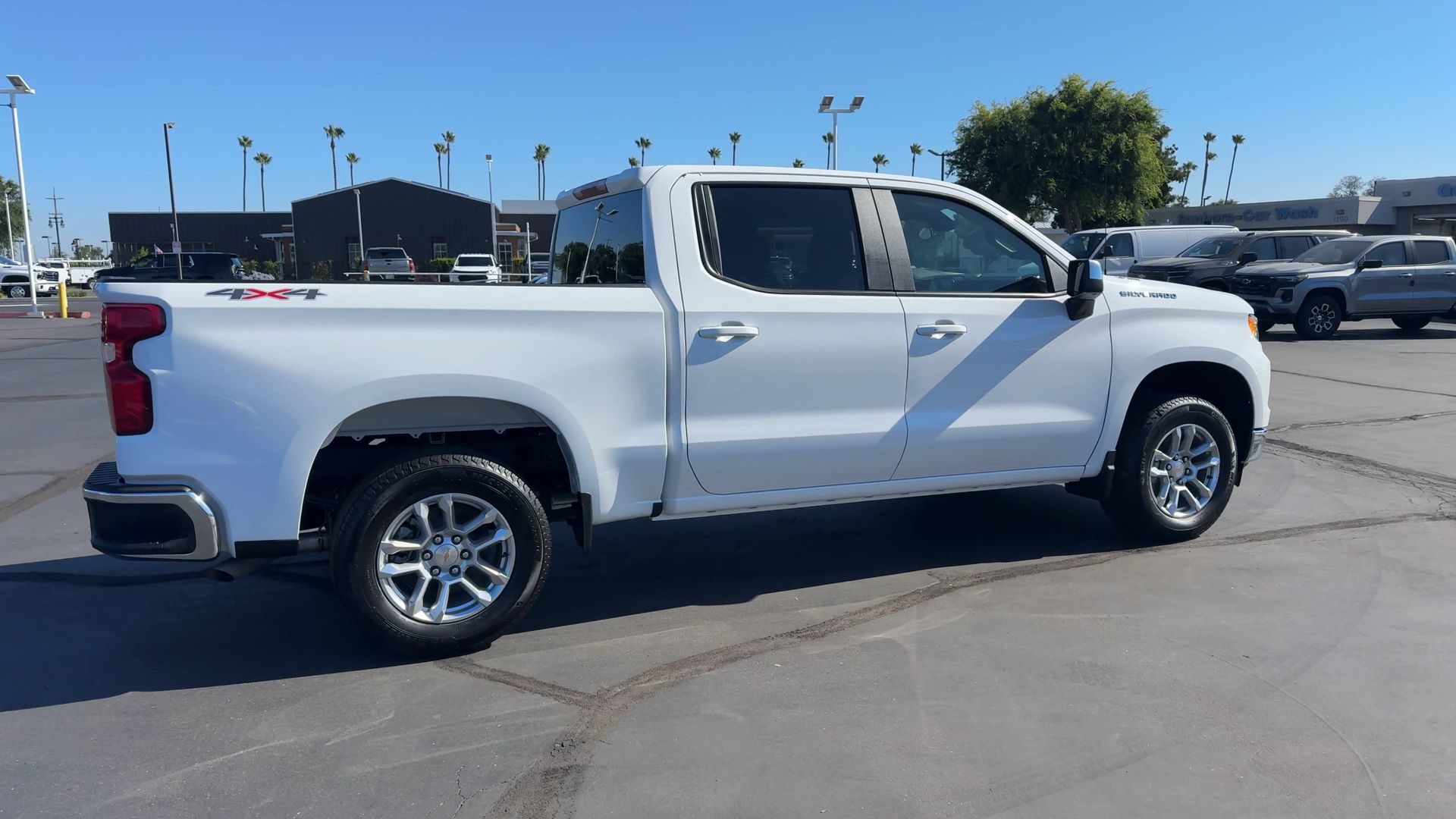 2026 Chevrolet Silverado 1500 LT (2FL)