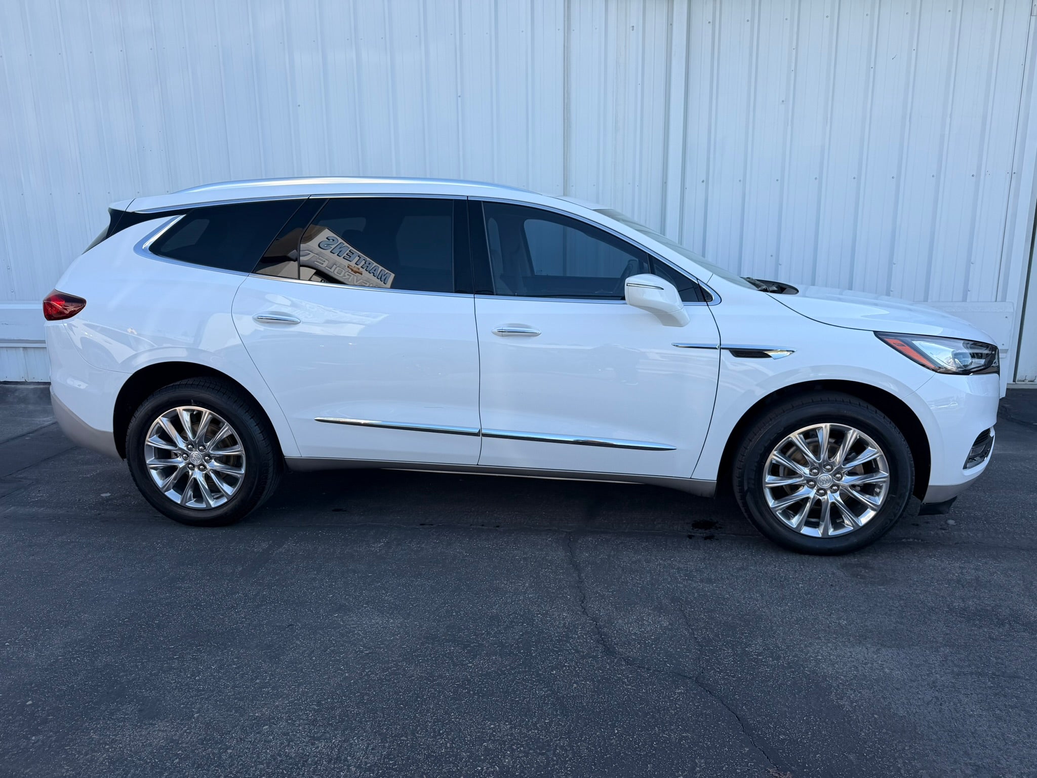 2020 Buick Enclave Essence