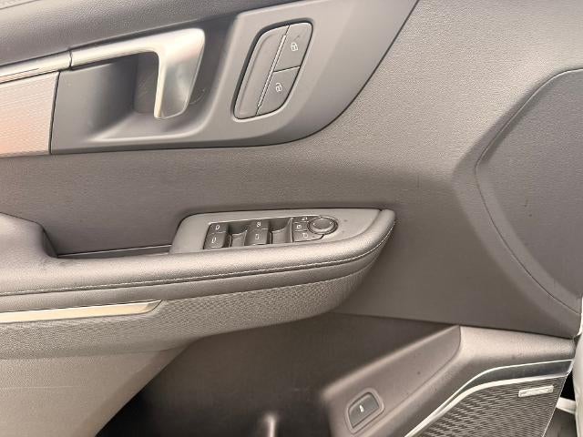 2025 Buick Enclave Preferred - Photo 32