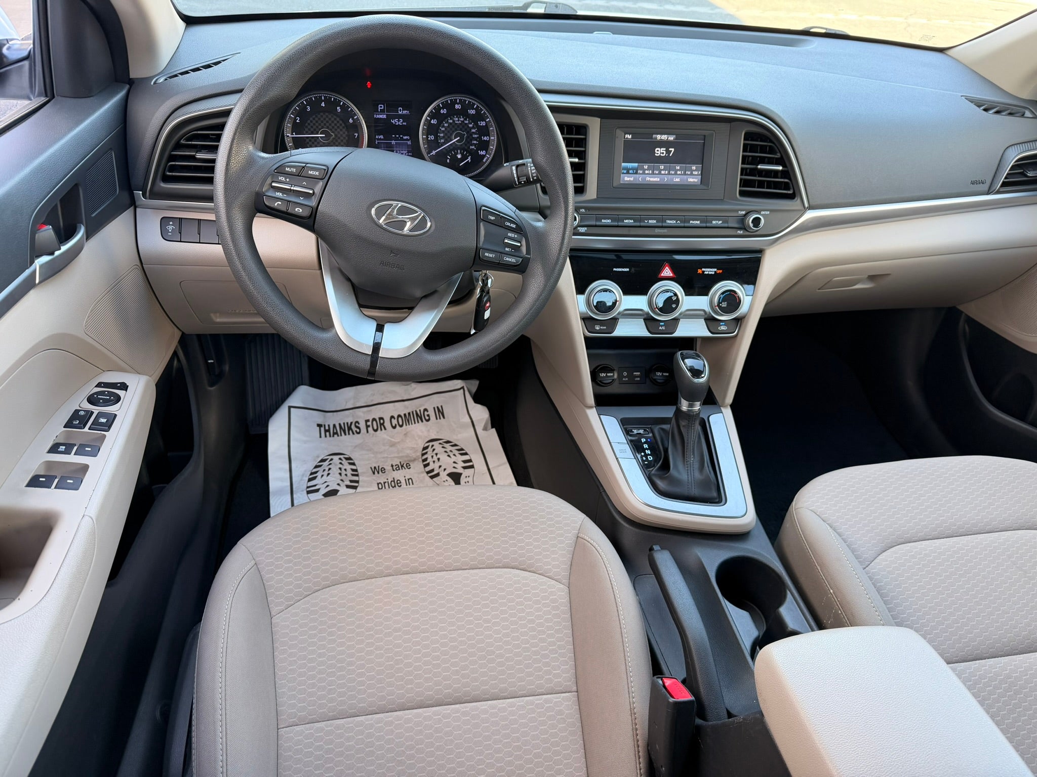 2019 Hyundai Elantra SE
